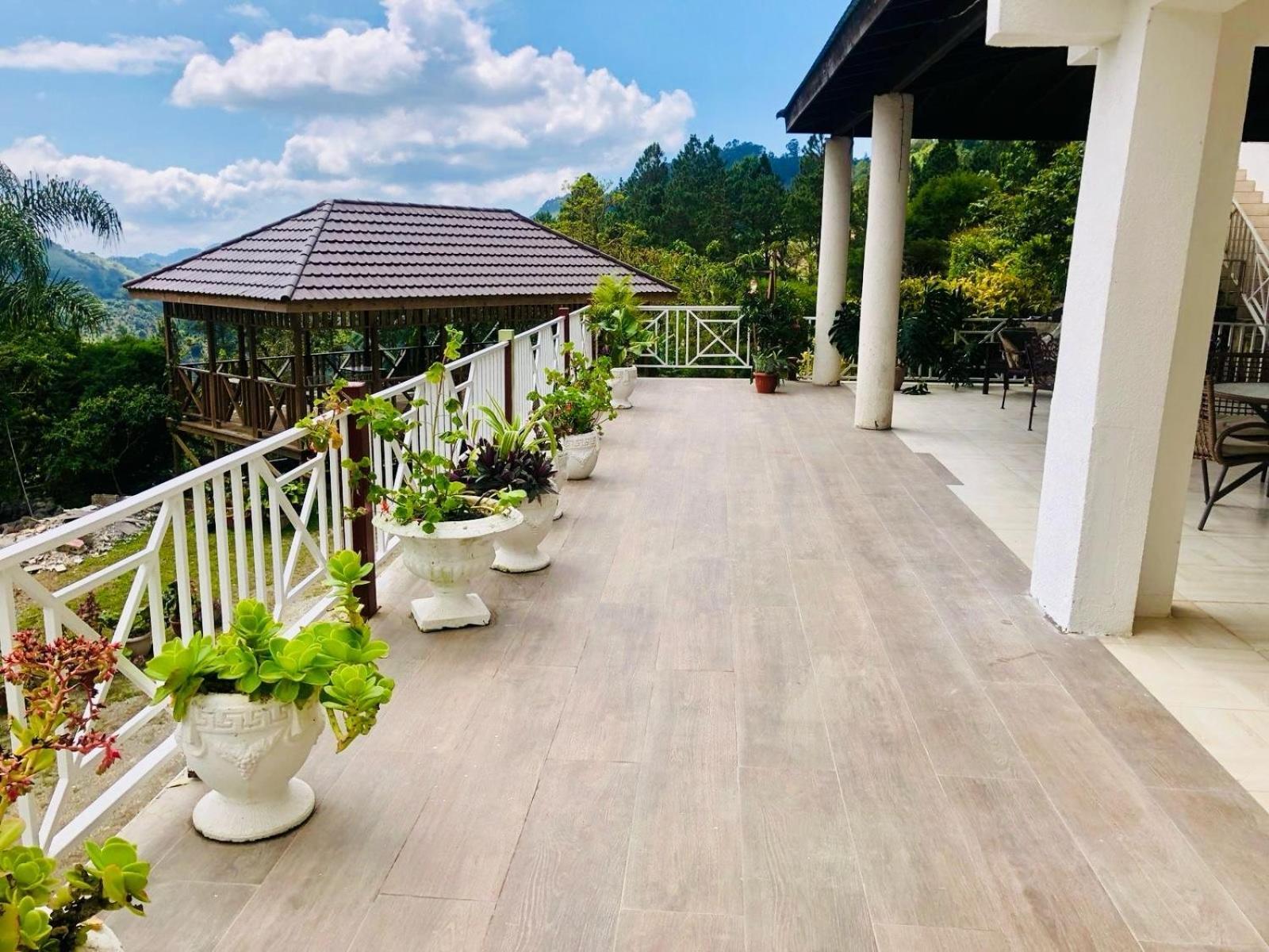 Starlight Chalet & Health Spa Spa Spring Екстер'єр фото